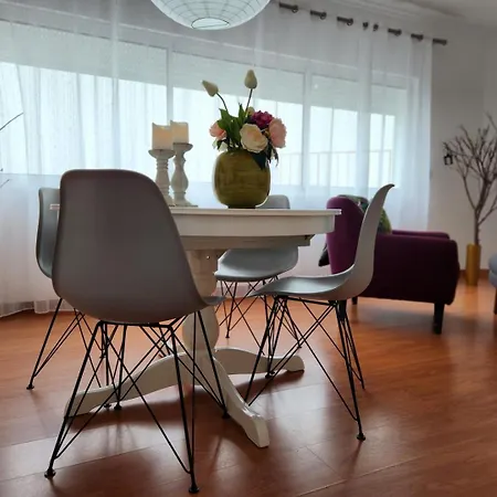 アパート Cozy Island Apartment Raal 1096 - Free Parking ポンタ・デルガダ