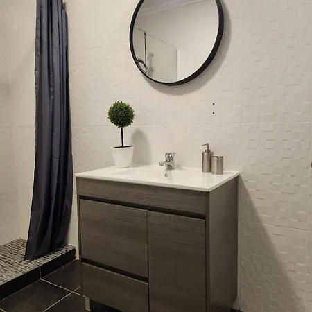 Cozy Island Apartment Raal 1096 - Free Parking アパート