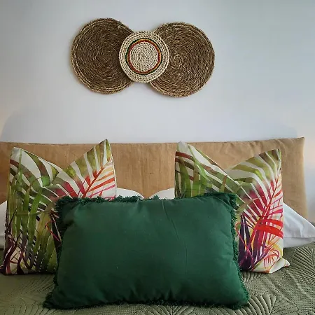 Cozy Island Apartment Raal 1096 - Free Parking Lägenhet *
