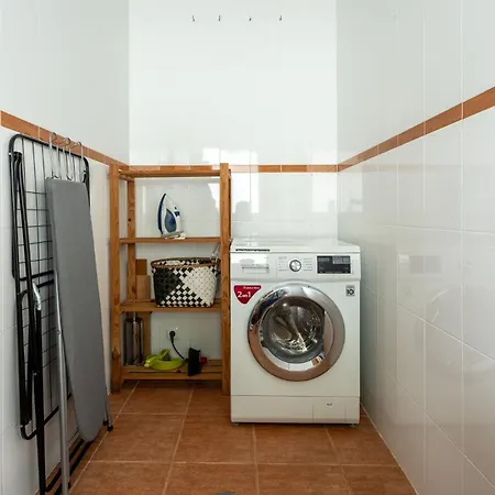 Cozy Island Apartment Raal 1096 - Free Parking Lägenhet